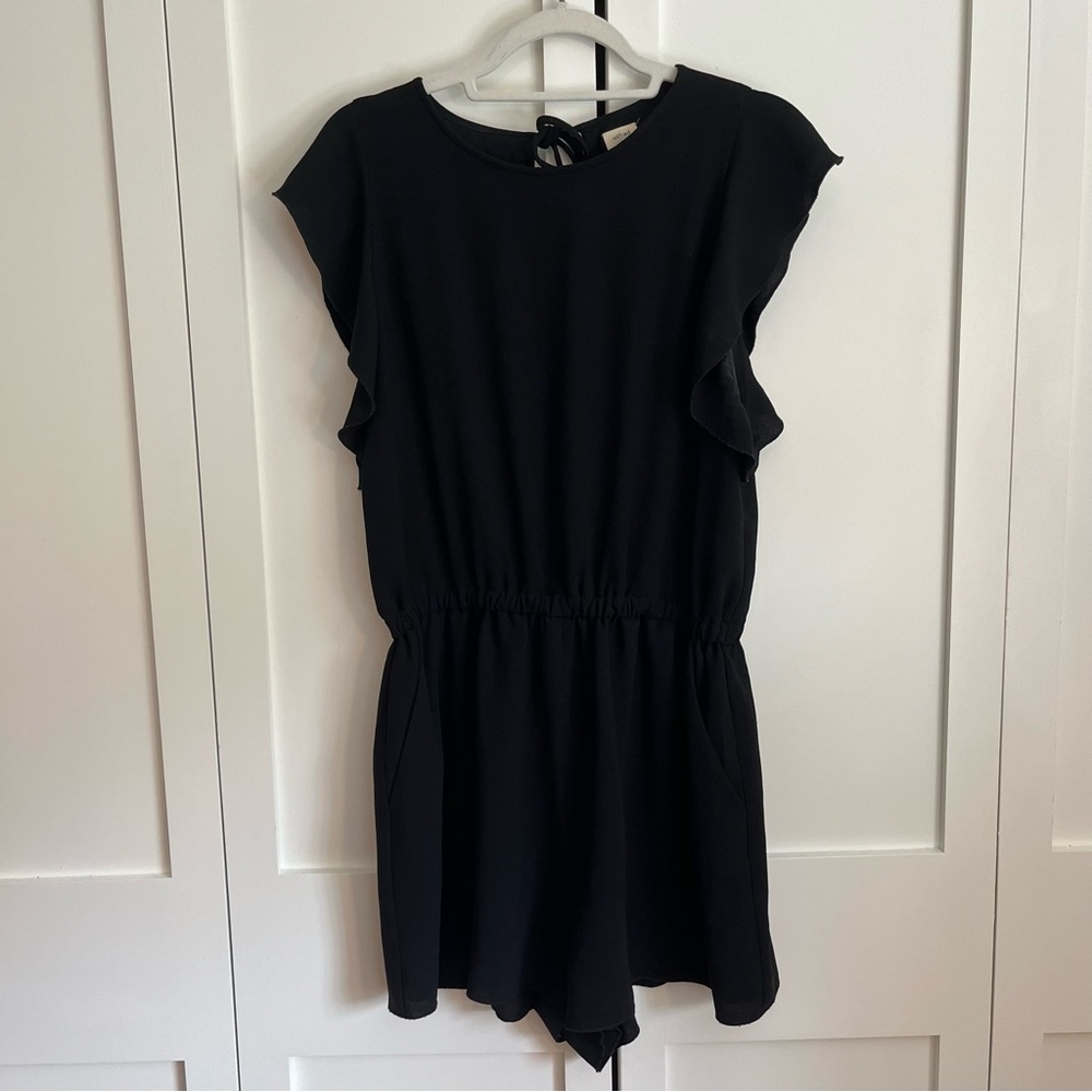 Wilfred Black Casual Flutter Sleeve Dress